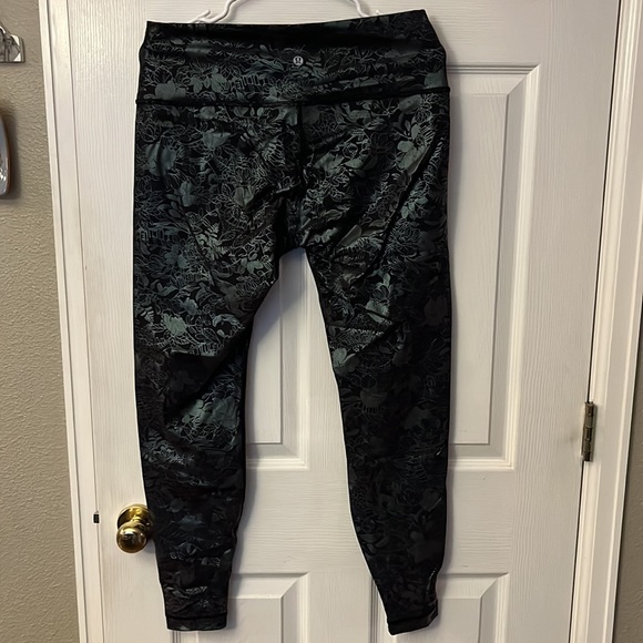 Wonder Under Lululemon full length foil - Picture 3 of 4